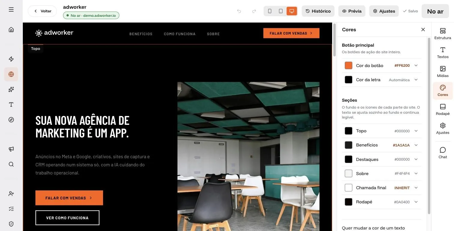 Studio da Adworker editando uma landing page, com o painel de cores e as abas Estrutura, Textos, Mídias, Rodapé, Ajustes e Chat